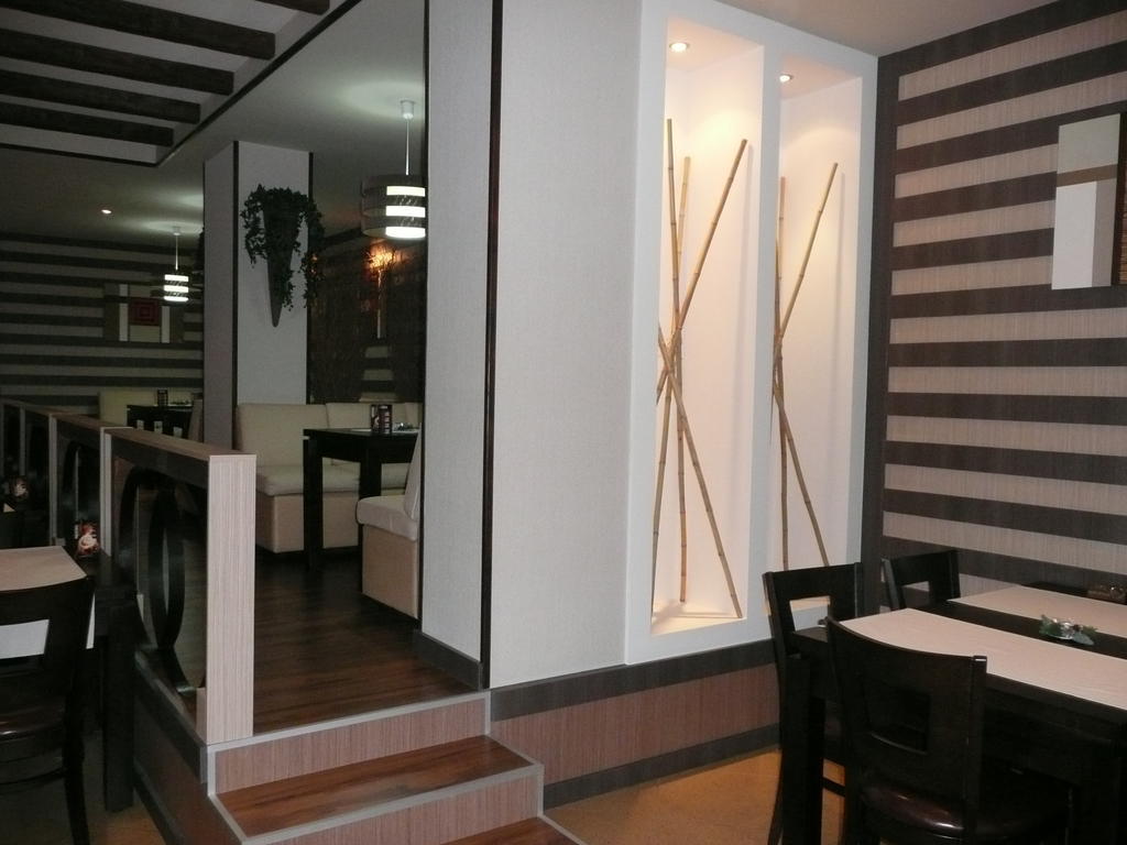 Acropolis Hotel Pazardjik Extérieur photo